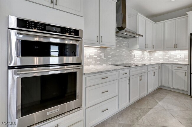 Building Photo - 11752 Bowes Cir