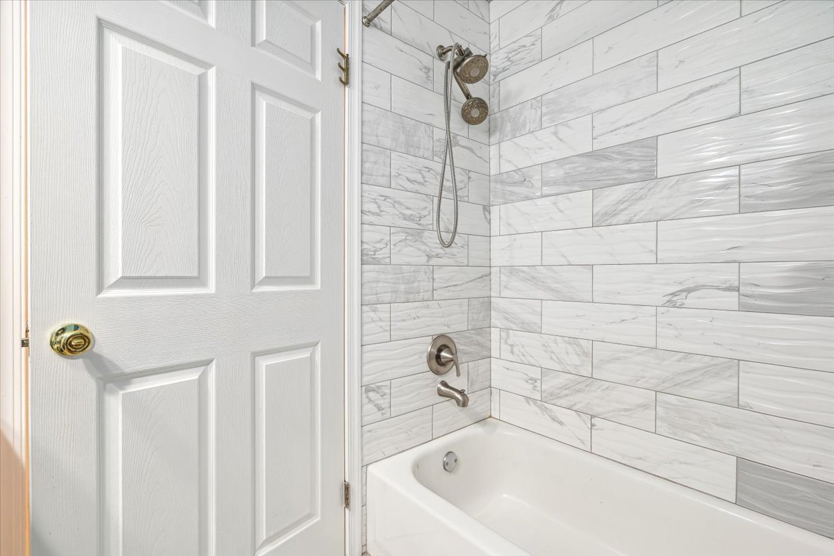 Building Photo - 471 Mahogany Ct