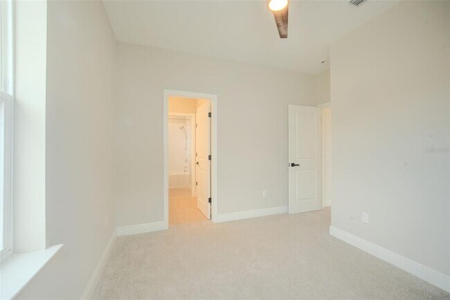 Building Photo - 6509 Rover Wy