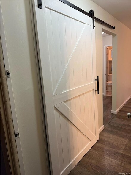 Building Photo - 1701 Cherry Hill Dr