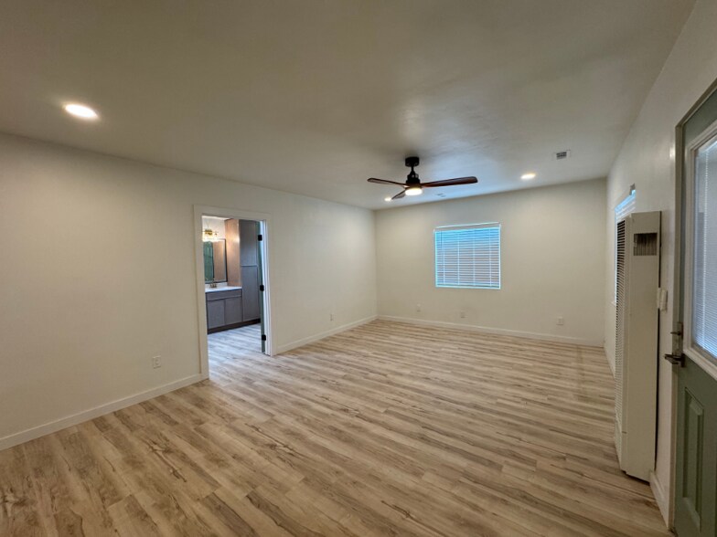 Building Photo - 2420 Pueblo Bonito Ct NW
