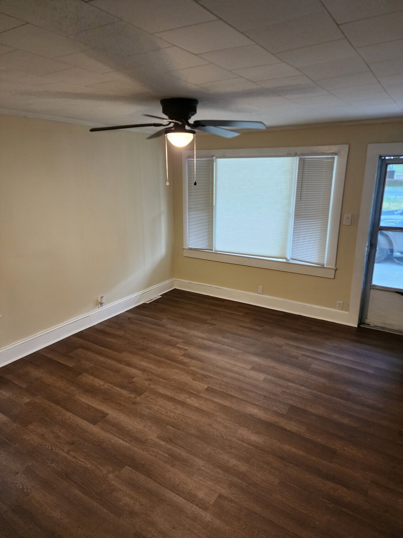 Building Photo - 715 W Rice St