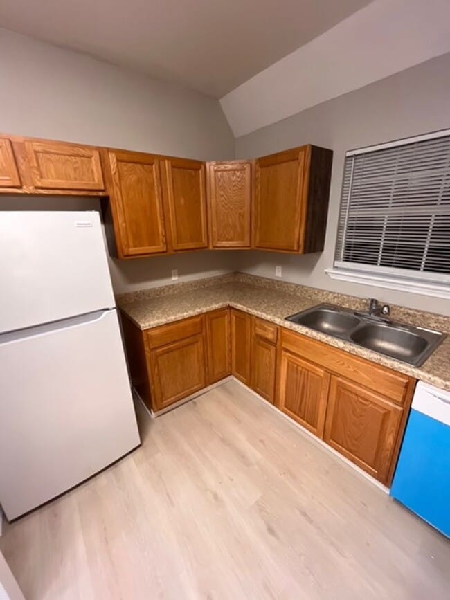 Building Photo - Pass Christian 3 bedroom