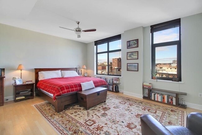 Building Photo - 610 Newark St.