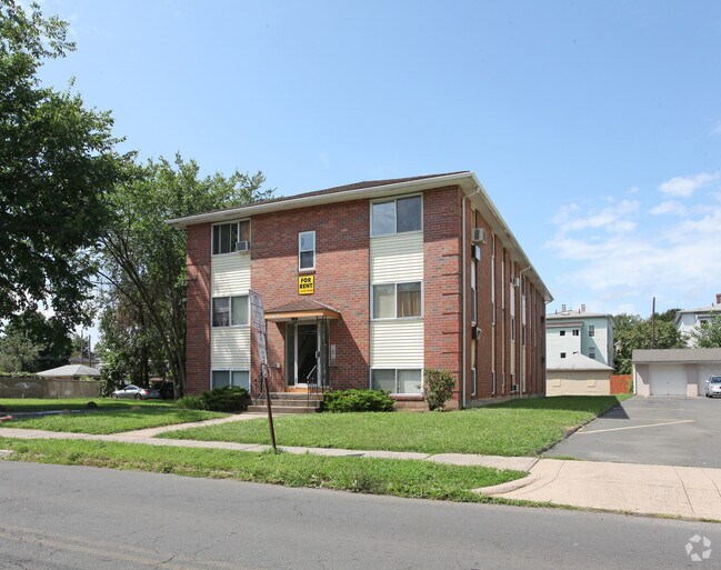 Primary Photo - 290 Washington St