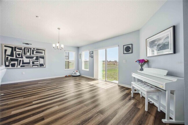 Building Photo - 522 Summer Grv Ln