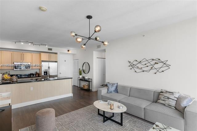 Building Photo - 79 SW 12th St