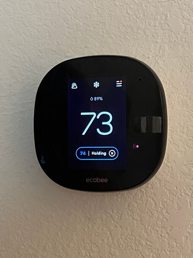 Building Photo - Gorgeous 3 Bed 2 Bath Home in La Cima with Fenced Yard!