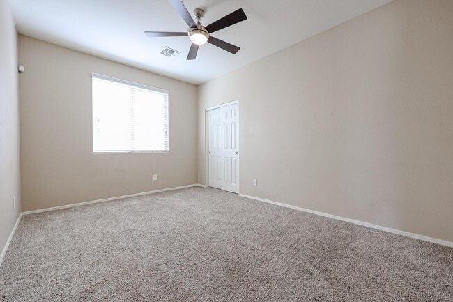 Building Photo - 12226 W Locust Ln