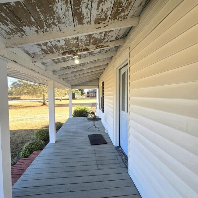 Building Photo - 7584 NC-43