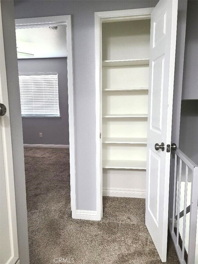 Building Photo - 139 Sinclair Ave