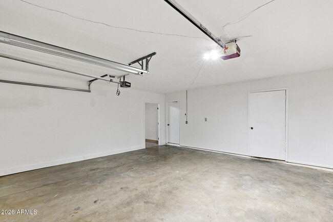 Building Photo - 4503 W Bryce Ln