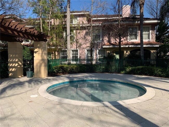 Building Photo - 6942 W Sample Rd