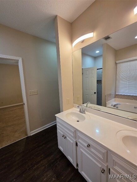 Building Photo - 2230 Kingsbury Dr