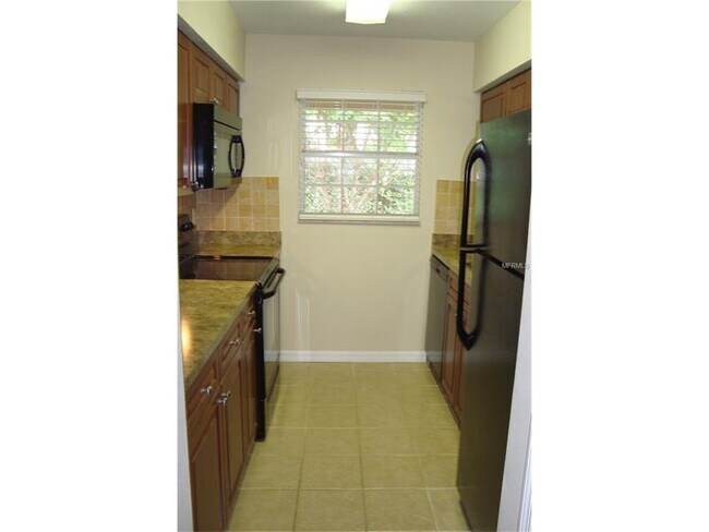 Building Photo - 4864 Tangerine Ave