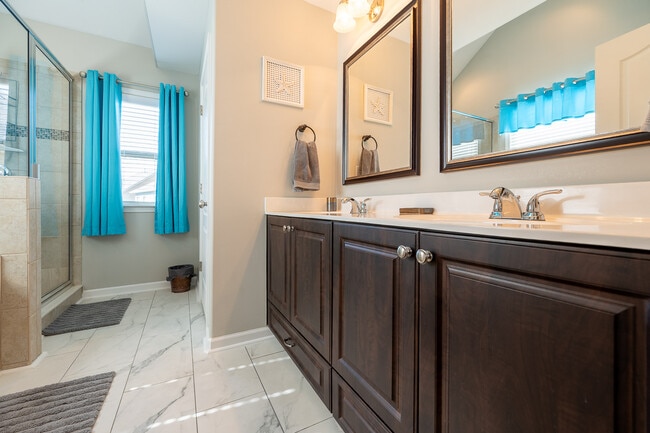 Building Photo - 238 Asa Way