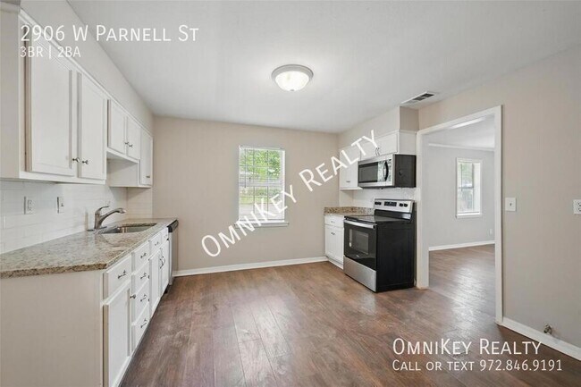 Building Photo - 2906 W Parnell St
