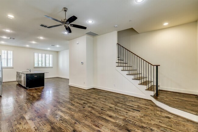 Building Photo - 4211 Rawlins St