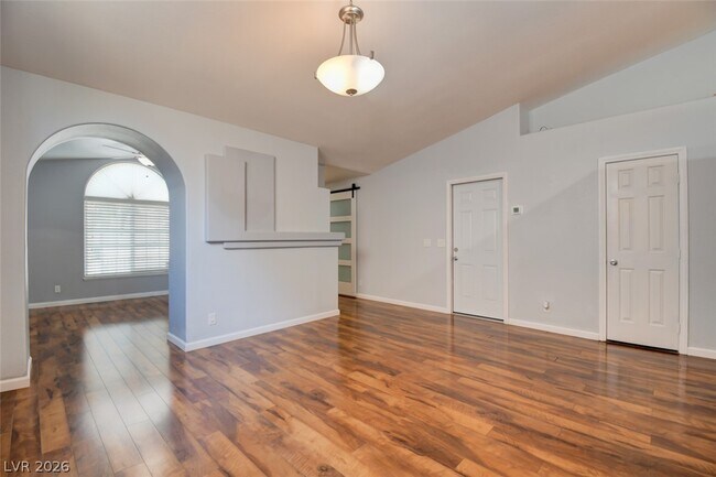 Building Photo - 8316 Vantare Ct