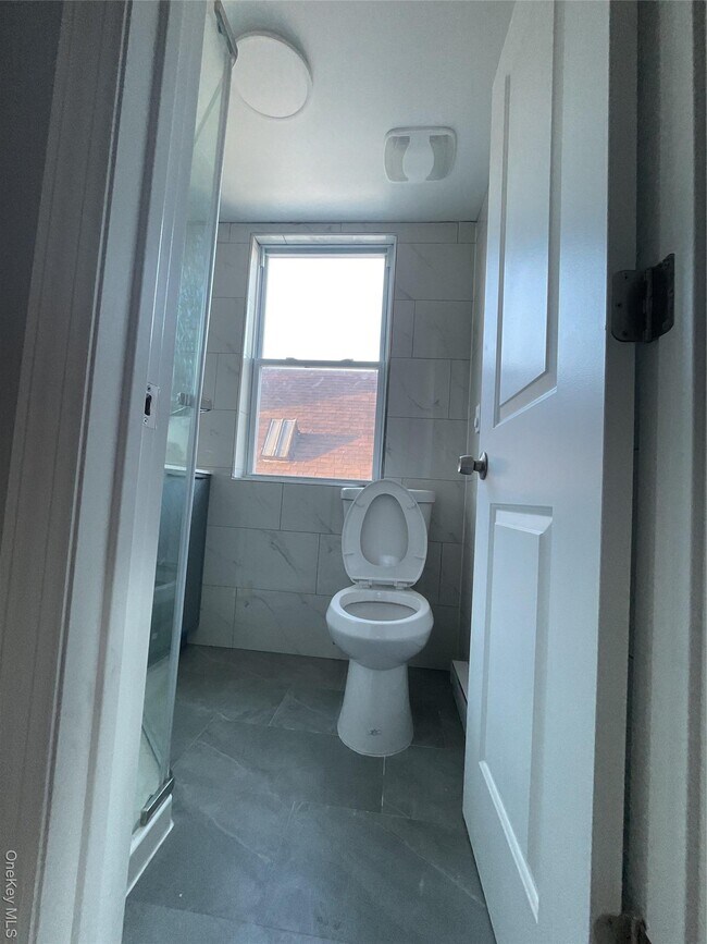 Building Photo - 46 S 12th Ave