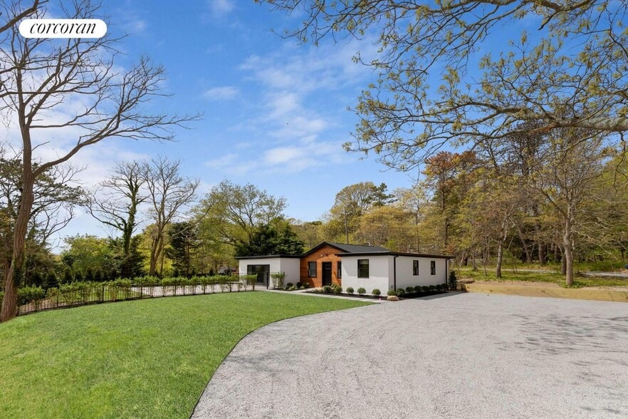 Building Photo - 17 Oceanview Rd