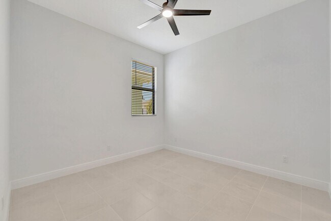 Building Photo - 8294 Norcia Way