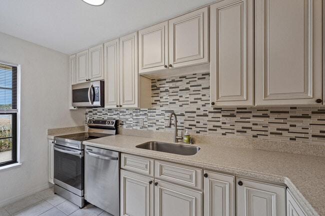 Building Photo - 1532 Gurley Ct