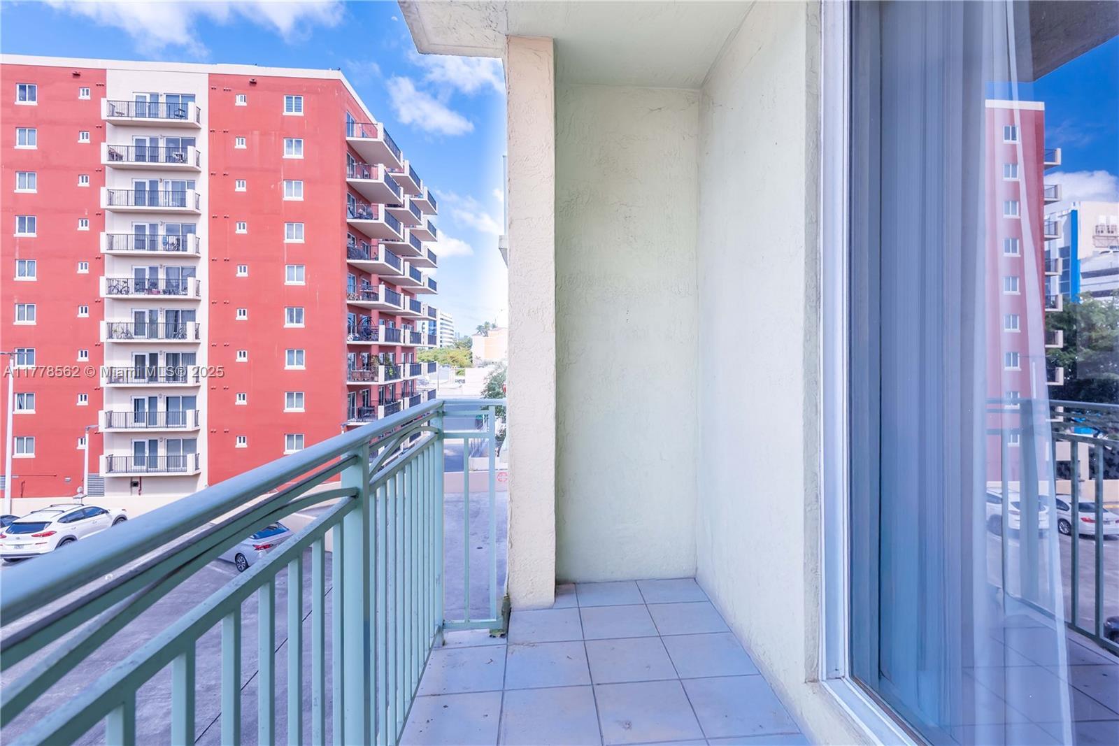Building Photo - 3500 Coral Way