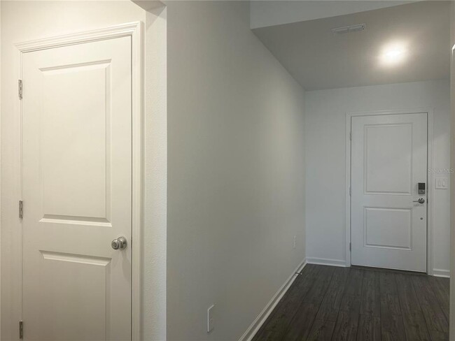 Building Photo - 1127 NW 47th Ct