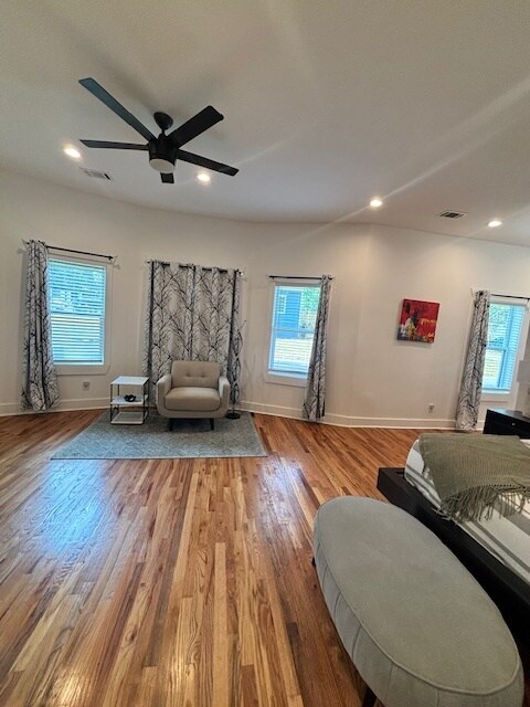 Building Photo - 1369 Bryan Ave