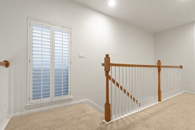 Building Photo - 5351 McCulloch Cir