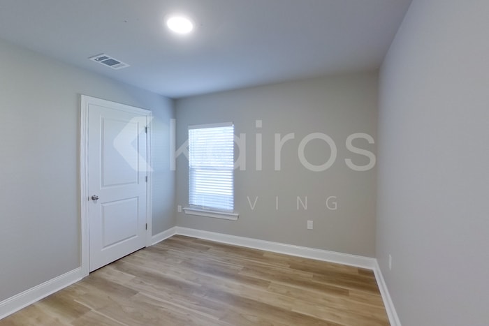 Building Photo - 18817 Seabiscuit Ln