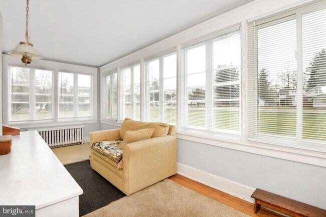 Building Photo - 3728 Brunswick Pike