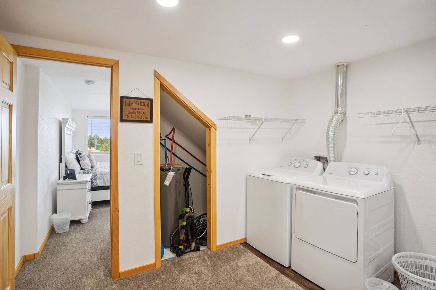 Building Photo - 51 Dakota Ln