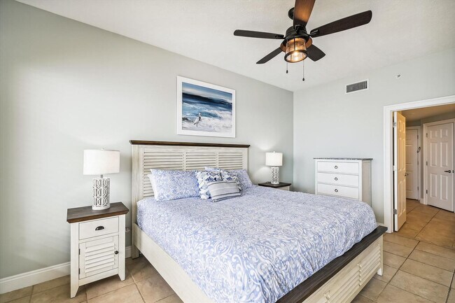 Building Photo - 8715 Surf Dr