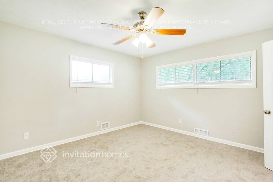 Building Photo - 1921 Cindy Dr