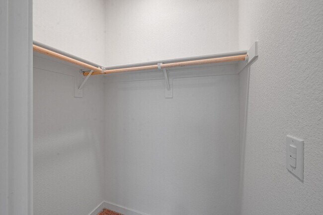 Building Photo - Never Lived In 4 Bedroom Home for Rent in Folsom Ranch!