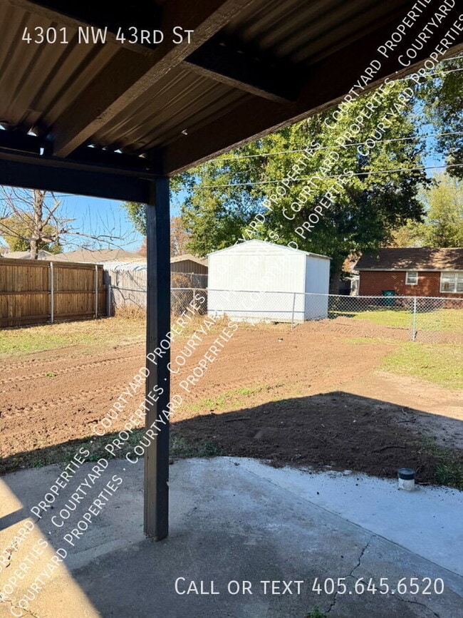 Building Photo - 4301 NW 43rd St