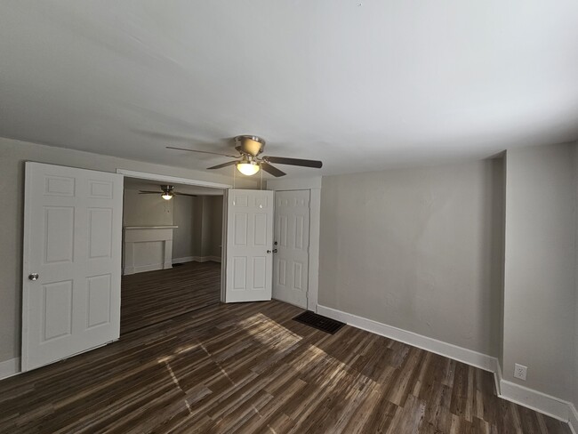 Building Photo - 821 Herman Ave
