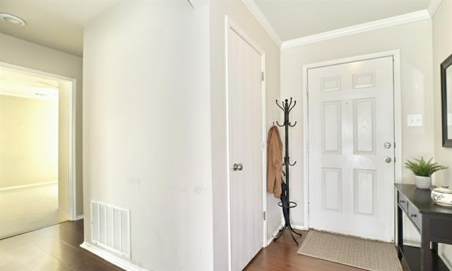 Building Photo - 2305 Arrowhead Pass