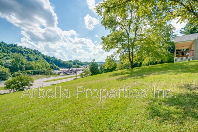 Building Photo - 2637 US-11W