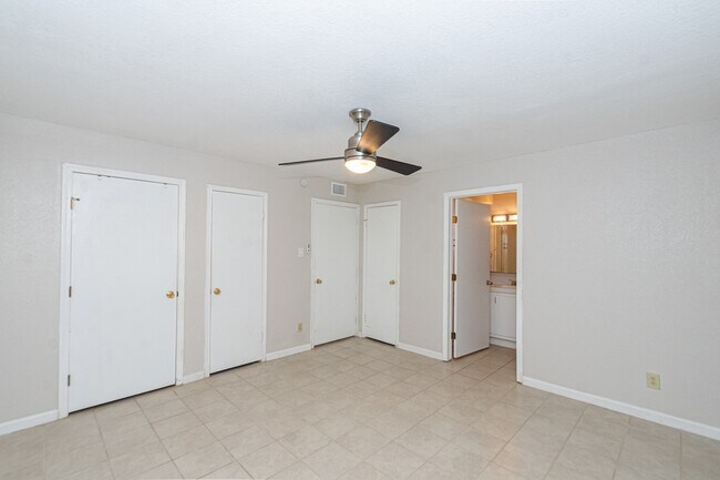 Building Photo - 3535 E NASA Pkwy