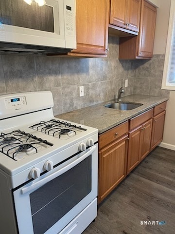 Building Photo - 563 Howe Ave