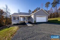Building Photo - 302 Barrington Dr