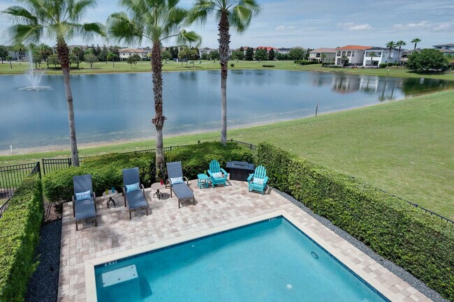 Building Photo - 834 Golden Bear Dr