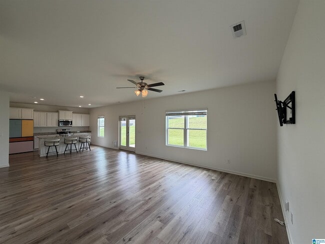 Building Photo - 2032 Lonesome Hen Ln
