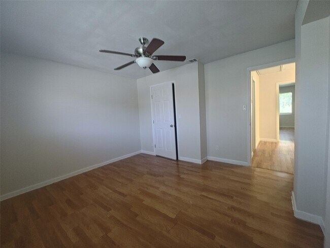 Building Photo - 2252 Shadowdale Dr