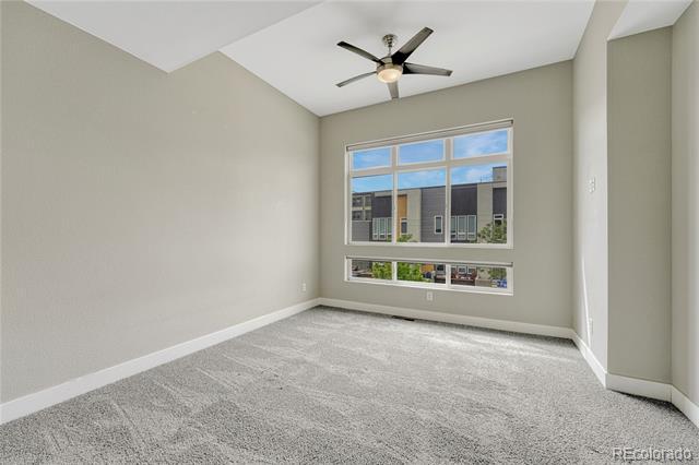 Building Photo - 2891 W Parkside Pl