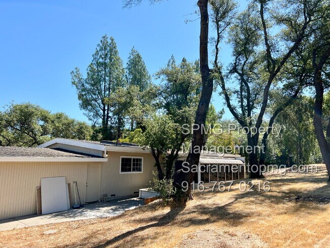 Building Photo - Rocklin Rental Gem – 3 Bed, 2 Bath, Large ...