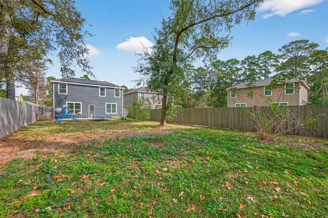 Building Photo - 804 Pearl River